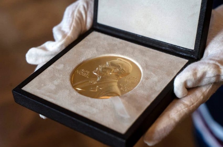  الفائزون بجوائز نوبل لسنة 2022